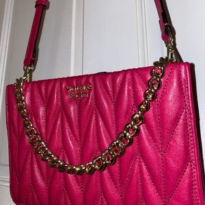 VICTORIA’S SECRET Chevron Quilt 24/7 Crossbody Purse